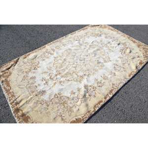 พรมขนแกะสไตล์ตุรกีลายดอกไม้สีเบจสีน้ำตาลขนาด5.3x8.8ฟุตแบบปะต่อสี่เหลี่ยมสำหรับติดห้องนั่งเล่น - Product Image 2