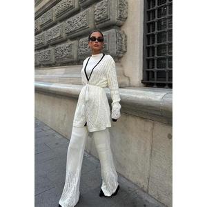 เซลเวีย ชุดกางเกงถักลายฉลุ รุ่น 9957 คุณสมบัติระบายอากาศได้ดี - Product Image 4