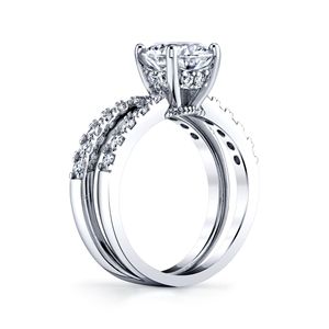 Moissanite ronde en or blanc 18 carats sur argent sous halo ensemble de bagues de fiançailles de mariage - Product Image 3
