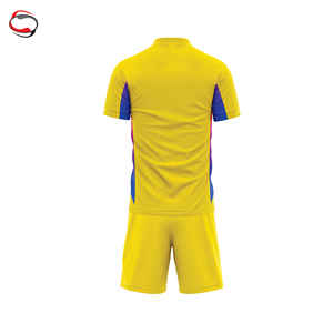 Ensemble de maillots de football de qualité supérieure, en spandex/polyester, sans manches, respirant, col rond, service OEM, kits de football personnalisés pour équipes - Product Image 5