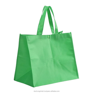 Vente en gros de grands sacs à provisions en papier pliables non tissés de luxe avec logo personnalisé sacs du Vietnam à motif de lettres de haute qualité - Product Image 6