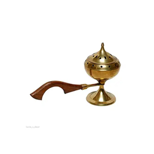Fournisseur indien de bonne qualité Brûleur d'encens loban Brûleur en laiton métallique disponible à un prix abordable - Product Image 1