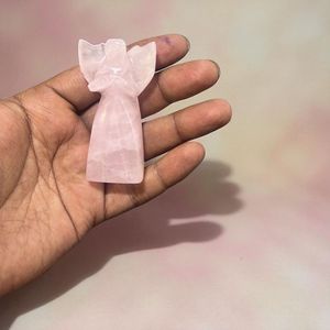 Ángel de Cuarzo Rosa de 2 Pulgadas Hecho a Mano, Cristal Curativo, Guardián de la Paz y Energía para Halloween, Navidad, Fiestas y Bodas - Product Image 1