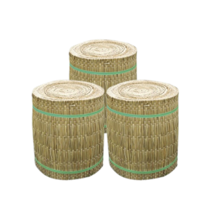 Rouleau de paillis de jonc utilisé pour couvrir les pots de plantes et envelopper les troncs d'arbres, couleur brun naturel courante - Product Image 1