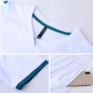 Ensemble de maillots de football à col en V pour femmes et hommes avec short à poches, uniforme de football 100% polyester, couleur et logo personnalisés - Product Image 6