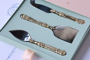 Affordable Brass Gold Embossed Design Handle Stainless Steel 3 pcs <b>Cheese</b> <b>Knife</b> <b>Set</b> <b>Cheese</b> Spreader <b>Set</b> for Restaurant Wedding - Product Image 4