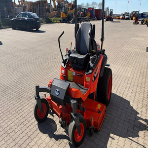 Tondeuse autoportée Kubota ZD1211 - Product Image 1