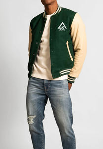 Chaqueta Universitaria Verde 100% Lana Personalizada con Mangas de Cuero Vacuno, Cuello Alto, Unisex, el Mejor Producto en AKO - Product Image 3