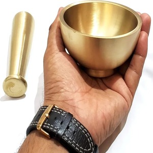 Ensemble de pilon de mortier Imam Dasta en laiton pur Ohkli Musal Kharal pour ustensiles de cuisine 4 pouces utilisation de table pour les espèces de fruits et légumes - Product Image 5