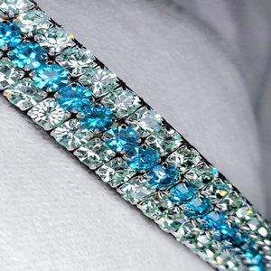 Banda recta de cuero de vaca de grano completo para cejas de caballo, hecha a mano con 5 filas de diamantes de imitación de cristales azul cielo, venta al por mayor - Product Image 5