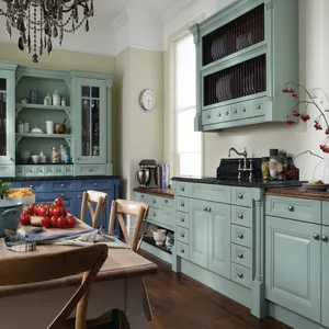 Cina fornitore casa finitura opaca cucina in legno massello pensili mobili Design classico mobili da cucina