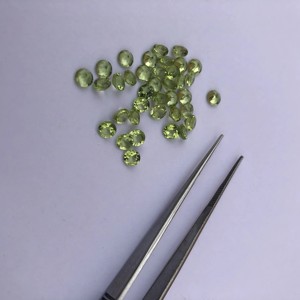 Piedra de Peridoto Natural de 2.75mm, Corte Redondo Facetado, Calibrada, Gema Suelta, Precio de Fábrica, Compre en Línea al Mayorista - Product Image 2