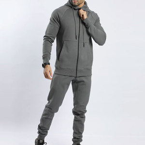 Cosas cómodas Diseño de logotipo profesional Hombres Chándal Aspecto clásico Venta caliente Algodón Fleece Made Men Sweatsuit - Product Image 4