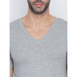 Venta al por mayor de camisetas con cuello en V para hombre logotipo personalizado de impresión de manga corta Jersey de tela de color sólido liso Casual básico de alta calidad - Product Image 4