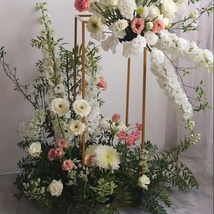 อุปกรณ์ตกแต่งโต๊ะอาหารในงานแต่งงานดีไซน์ใหม่ทำจากเหล็กสำหรับงานแต่งงานที่หรูหราได้รับแรงบันดาลใจจากวินเทจ - Product Image 1