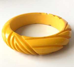 Bracelets en résine bleu et rouge à prix d'usine, bracelets en résine multicolores faits à la main avec motif floral pour femmes - Product Image 3