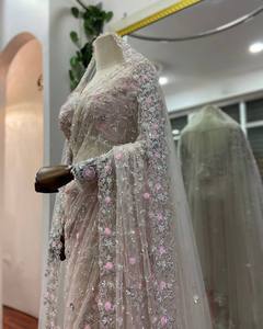 D แฟชั่นกูรูผ้าไหมตาข่ายนิ่มดีไซน์เนอร์ Saree งานปักลายงานผ้าไหมไหม dupatta แบบประณีต | ปาร์ตี้ยาวถึงพื้นแบบพรีเมียม - Product Image 2