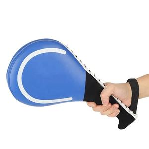 Kickboxing avec tapis de raquette de Taekwondo d'entraînement d'arts martiaux avec conception personnalisée - Product Image 1