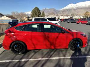 FORD FOCUS RS ÉDITION LIMITÉE 2018 D'OCCASION (LHD/RHD) - Product Image 2