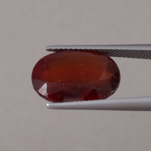 Pierre précieuse naturelle Hessonite en vrac, 10,08 carats, taille ovale, 15,5x12 mm, couleur claire, certifiée IGI, qualité excellente, pierre précieuse rouge pour bijoux - Product Image 2