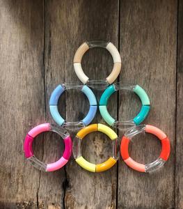 Nuevas pulseras de abalorios acrílicos, brazaletes, tubo de resina colorido, Brazalete de eslabones, tubo curvo por HF CRAFTS - Product Image 1