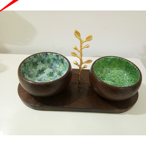 Bol de service décoratif moderne avec base élégante pour la décoration de la table à manger - Product Image 4