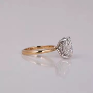 Elegante conjunto de banda de oro clásica con anillo de compromiso de plata 925 de diamante de moissanita de corte ovalado para fiestas de boda o regalos - Product Image 3