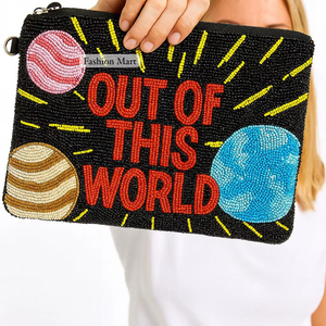 Pochette perlée faite main Sac à main à slogan coloré avec lettres audacieuses et perles scintillantes - Product Image 1