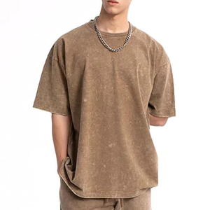 T-shirt imprimé personnalisé délavé à l'acide et short de sport décontracté pour hommes, ensemble de 2 pièces - Product Image 4