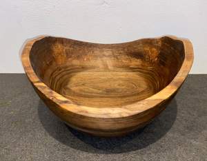 Premium Quality <b>Large</b> Solid Wood <b>Serving</b> <b>Bowl</b> Made from Premium Wood Available at Affordable Price - Product Image 3