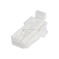 Vente directe d'usine MG641053 7282-1080 Connecteurs de faisceau de câbles automobiles mâles à 8 broches