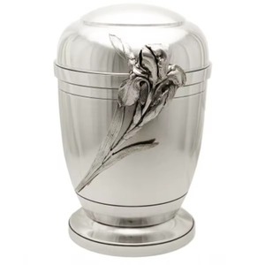 <b>New</b> arrival metal urns offer a broad range of design possibilities from minimalist modern lines to ornate traditional motifs - Product Image 5