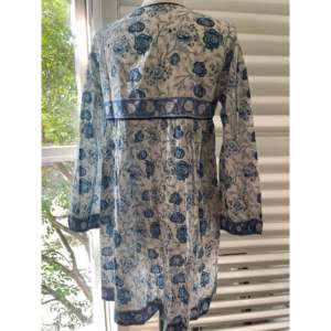 Vestido de Alta Calidad con Cuello en V, Estilo Europeo Americano, Transpirable, Sublimado, Largo hasta el Suelo, Talla 6XL, para Club, Primavera y Otoño - Product Image 4