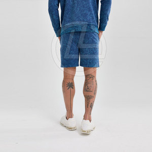 Pantalones cortos desgastados lavados con ácido para hombres con cordón en la cintura y dobladillo abierto Pantalones cortos lavados con ácido de verano para hombres - Product Image 6