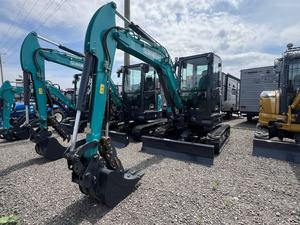 Performances élevées pour la mini-pelle sur chenilles SWE60UF, moteur 100 CV, boîte de vitesses - Puissance de terrassement élevée pour la construction et l'agriculture - Product Image 4