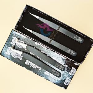 Pince à épiler et boîte d'emballage d'extension de cils Kaws noir de marque privée pour le méga volume et l'isolement Logo personnalisé gratuit durable - Product Image 4