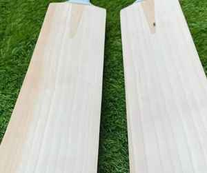 Best Benpro Enterprises BE-CB-2251 Logotipo personalizado Impreso Peso ligero Inglés Willow Cricket Bat-Ecológico Alta calidad Nuevo - Product Image 3