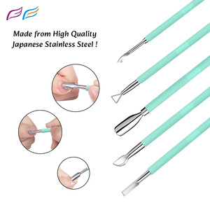 Pousse-cuticules professionnels verts en acier inoxydable ergonomique pour extensions d'ongles et peaux mortes – Outil de beauté par Bahasa Pro - Product Image 3