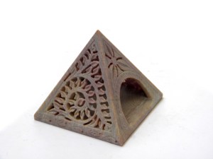 Brûleur en résine stéatite palo santo T-Light Pyramide Votive Sculpté Bougeoir pour Hôtel Décoration Maison Bougie - Product Image 2