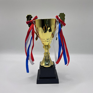Trofeo de Madera MDF Chapado en Oro con Impresión UV, Regalo de Bienvenida - Product Image 1