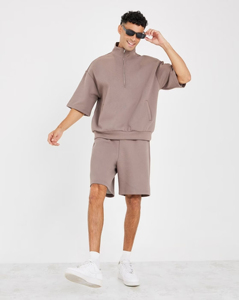 Ensemble deux pièces confortable et respirant pour homme : T-shirt à manches courtes et short de loisirs, style streetwear, collection été 2026, vente chaude - Product Image 3