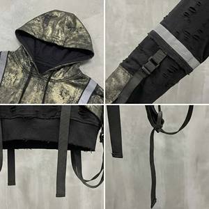 Sudadera con Capucha para Mujer, Estilo Urbano Vanguardista, Tejido French Terry Grueso, Diseño Desgastado, con Logotipo Frontal Bordado en 3D - Product Image 6