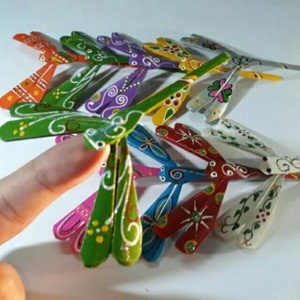 Libélula de bambú de alta calidad, proveedor y minorista de juguetes antiguos, libélulas de bambú, Mini libélulas voladoras, ángulo disponible - Product Image 1