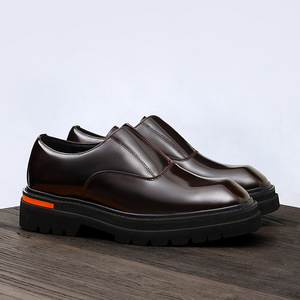 รองเท้าหนังแบบมีแถบยางยืดและส้นรองเท้าทนทานต่อการสึกหรอสำหรับผู้ชาย รองเท้าแบบทางการ - Product Image 3