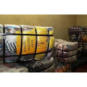 Fardos de Ropa Usada Mixta, Suministro a Granel para Importación, Exportación y Reventa - Product Image 2