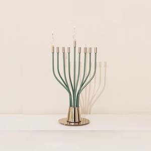 Menorá de Metal Negra para Hanukkah, Precio al por Mayor, Portavelas Geométrico Moderno para Decoración del Hogar en Días Festivos Judíos, en Venta - Product Image 5