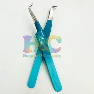 Pinces à cils professionnelles Hot Picks en acier inoxydable, design durable, préhension fine et parfaite, pour extensions de cils plates personnalisées - Product Image 2