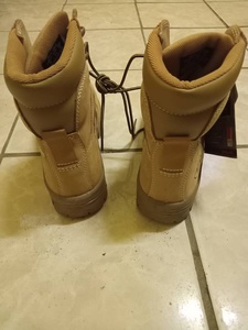 Seguridad en el trabajo de alta calidad llamada bota de minería suela Stuckon antideslizante de cuero de vaca importada con dos tapas de aguanieve - Product Image 4