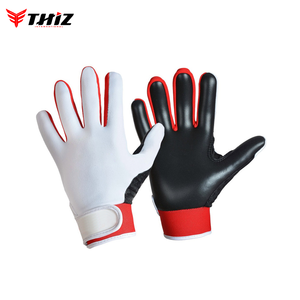 Gants de football américain imprimés avec logo personnalisé à prix raisonnable vente en gros des meilleurs gants gaéliques - Product Image 2