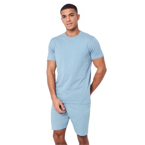 Fabricante de ropa de verano con logotipo personalizado para exteriores, ropa corta para hombre, traje, ropa de Color puro, Conjunto de camiseta y pantalones cortos para adultos de dos piezas - Product Image 5